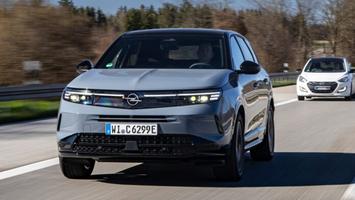 Grandland Phev Achieves 1100 Kilometers Without Refueling Outperforming Long-distance Diesel Vehicles